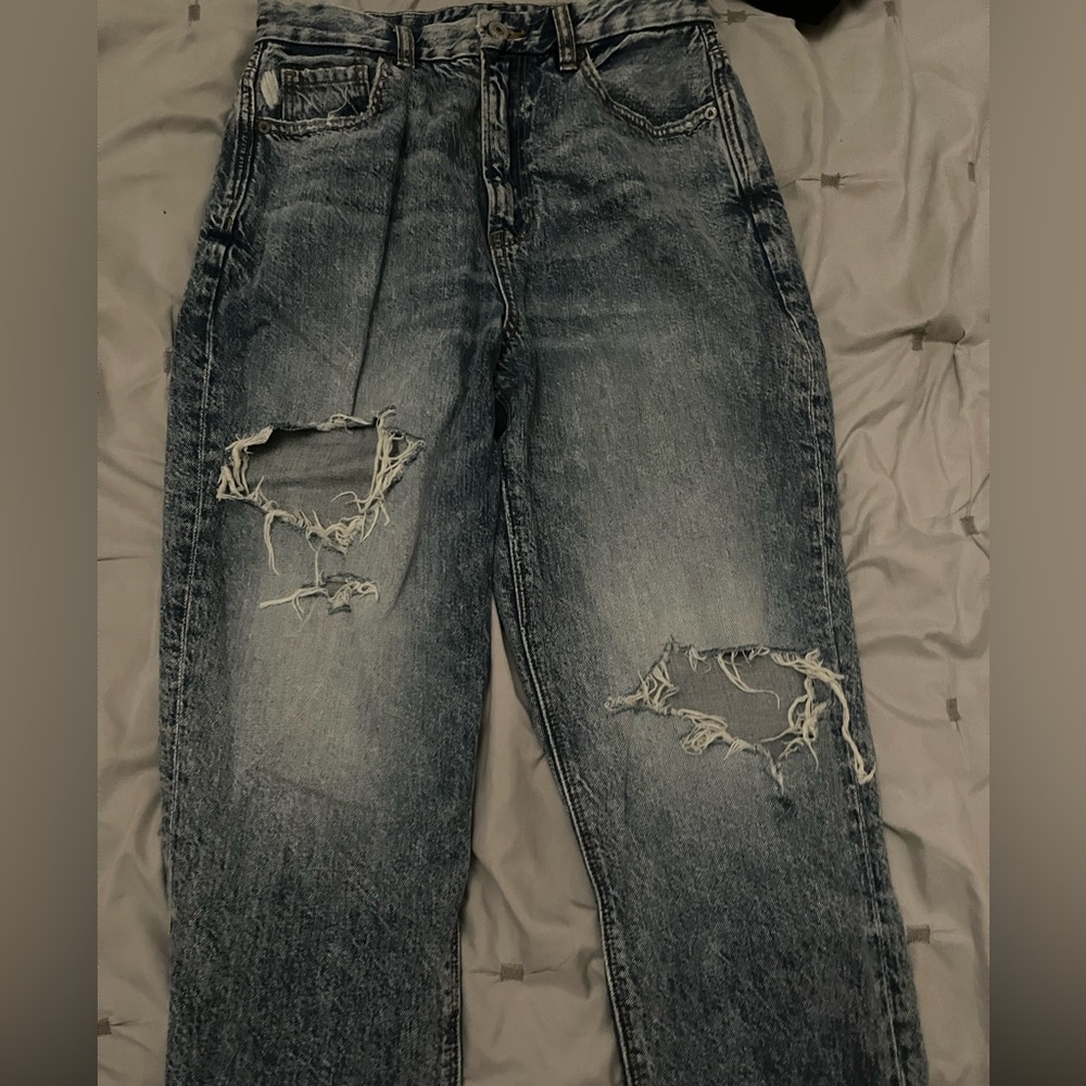 American Eagle Mom Jeans